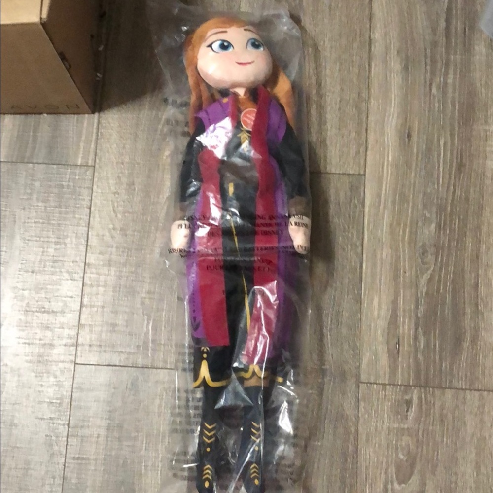 🎉Host Pick 🎉Disney Frozen 2 Singing Anna Plush